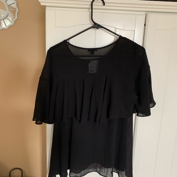 Ann Taylor flow top - Picture 5 of 6